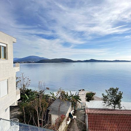 The Hill Sea View Apartment Sarandë Esterno foto
